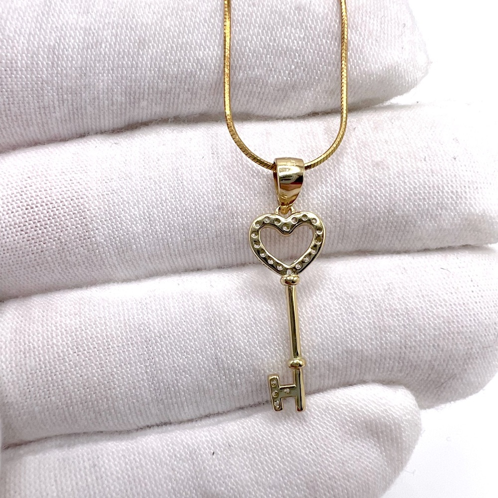 Gold Plating over Sterling Heart Key Cz Necklace - Picture 8 of 13